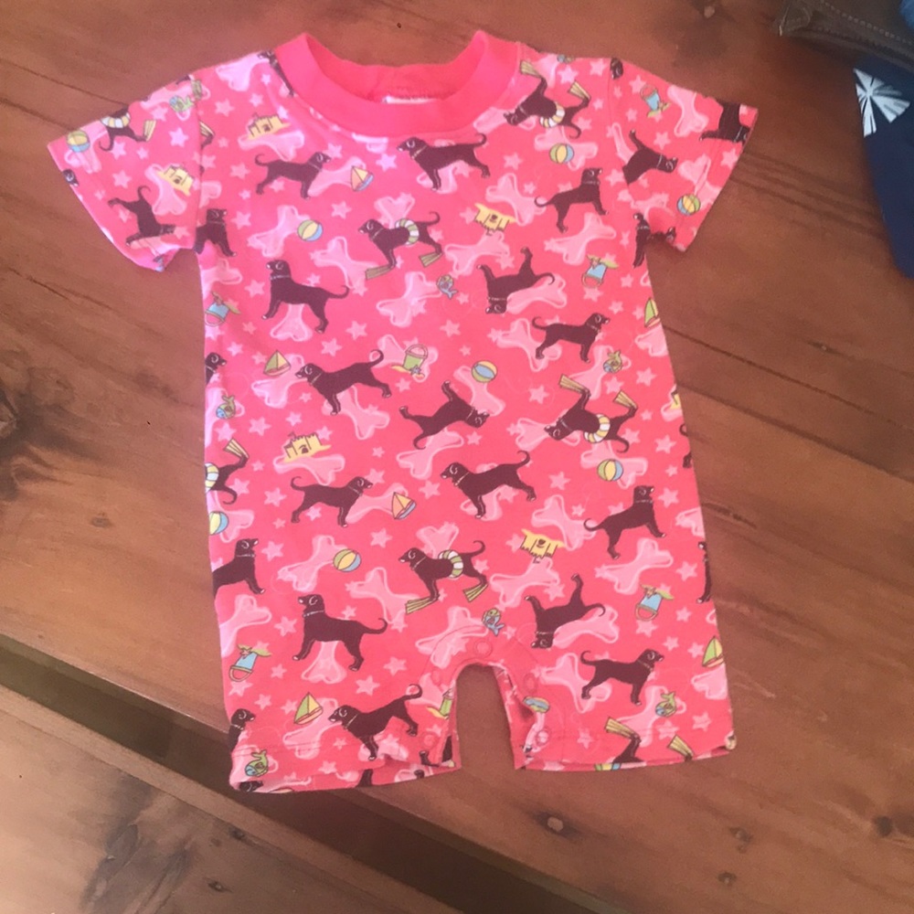 The Black dog romper Pre-owned 6/12 mo
